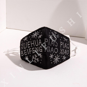 Masque en tissu Lettres de masque strass