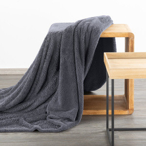 Koc 150x200 cm LORINO flano stalowy wyjątkowo miękki i puszysty do sypialni