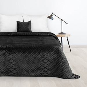 Czarna narzuta na łóżko 170x210 cm LUXO 3 do sypialni
