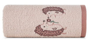 Ręcznik dziecięcy 15x21 cm BAMBI z motywem jeża różowy