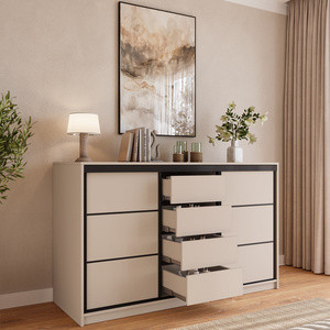 Beżowa komoda 160 cm do sypialni z drążkami i szufladami LOFT