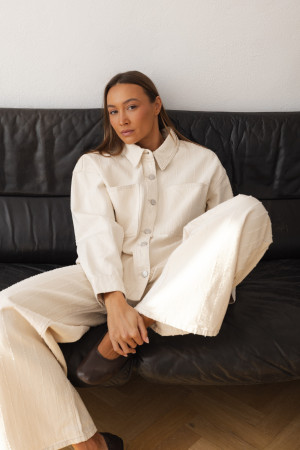 W3892 Koszula Jeansowa Cream