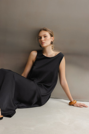 Clara Sukienka Satynowa Czarna