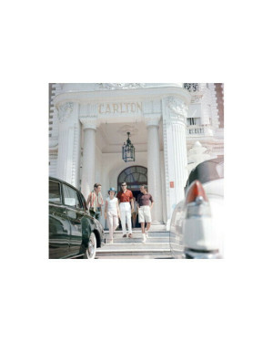 Slim Aarons Staying At The Carlton