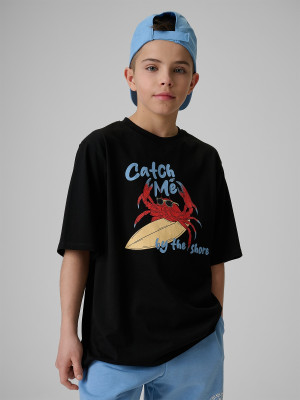 4F T-shirt loose z nadrukiem chłopięcy - czarny