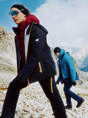 4F Spodnie trekkingowe damskie - czarne