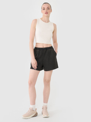 4F Spodenki casual z dzianiny waflowej damskie - czarne