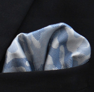 Slipskungen Bröstnäsduk Camo Blå-grå