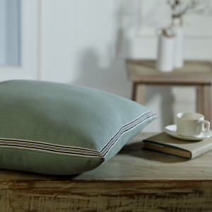 Febronie - Coussin toile de coton Victor vert céladon 60x40 cm