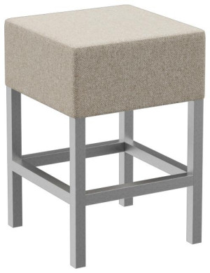 Indoor Hocker Yes