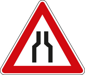 Verkehrszeichen: Verengte Fahrbahn, Nr. 120, Aluminium RA0 reflektierend, Schenkellänge 900 mm, Stärke 2 mm