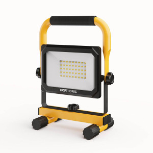 HOFTRONIC LED-Baustrahler – 6500 K – 30 W – 3000 lm – Neigbar – Schutzart IP65 – 25.000 Betriebsstunden – 2 Jahre Garantie