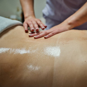 Masaż masłem Shea | Katowice | Salon Masażu Angelina Warmuz | 1 godzina | Prezent | Voucher | Karta podarunkowa | Bon | Cena