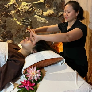 Masaż kobido | Warszawa | Katathani SPA | Prezent | Voucher | Karta podarunkowa | Bon | Cena
