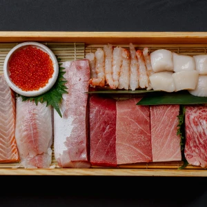 Wieczór japoński - kolacja sushi | Kraków | Nago Sushi & Sake | 2 osoby | Prezent | Voucher | Karta podarunkowa | Bon | Cena