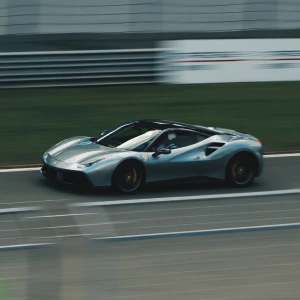 Jazda Ferrari 458 Italia po torze | Tor Bednary | SJS | Prezent | Voucher | Karta podarunkowa | Bon | Cena