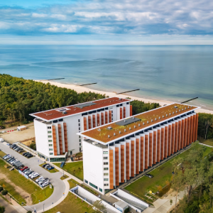Pobyt w Pinea Resort | Pobierowo | Prezent | Voucher | Karta podarunkowa | Bon | Cena
