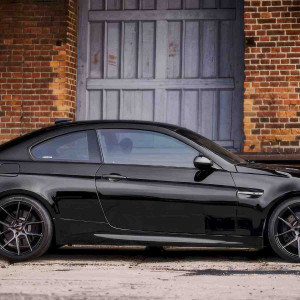 Jazda BMW M3 E92 V8 po torze w fotelu pasażera | Gdańsk | ASM Rent Car | Prezent | Voucher | Karta podarunkowa | Bon | Cena