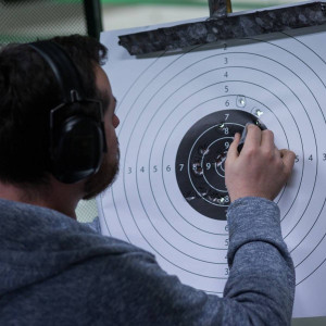Zostań snajperem | Rzeszów (Głogów Małopolski) | 1 osoba | Prezent | Voucher | Karta podarunkowa | Bon | Cena