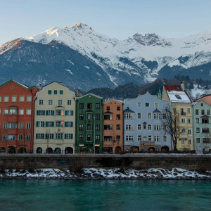 Voucher Hotelowy „Miejski Wypad” | Innsbruck | Awardit | Prezent | Voucher | Karta podarunkowa | Bon | Cena