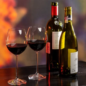 Degustacja Wina Z Foodpairingiem | Szczecin | Winoteka 101 win | Prezent | Voucher | Karta podarunkowa | Bon | Cena