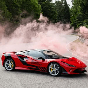 Jazda Ferrari F8 Tributo po torze | Wrocław (Tor Krzywa) | SJS | Prezent | Voucher | Karta podarunkowa | Bon | Cena