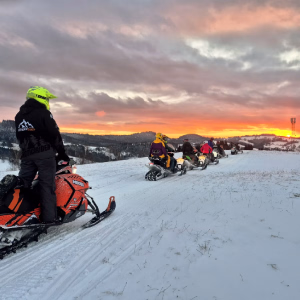Jazda skuterem śnieżnym | Żywiec (Beskid Żywiecki) | 2 godziny | 2 osoby | Prezent | Voucher | Karta podarunkowa | Bon | Cena