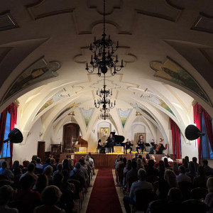 Koncert Muzyczny Życiorys Franka Sinatry | Warszawa | Prezent | Voucher | Karta podarunkowa | Bon | Cena