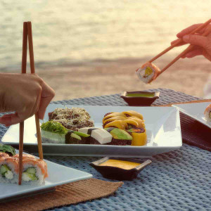 Voucher do restauracji sushi 100 PLN | Wrocław (Psie Pole) | Sushi Kushi | 100 PLN | Prezent | Voucher | Karta podarunkowa | Bon | Cena