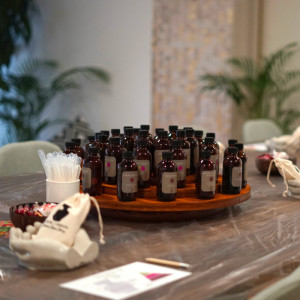 Skomponuj własne perfumy | Łódź | 1 osoba | 30 ml | Prezent | Voucher | Karta podarunkowa | Bon | Cena