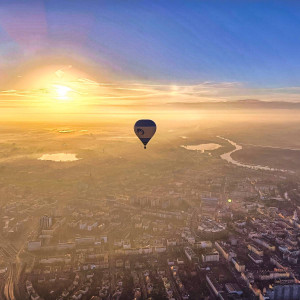 Lot balonem | Opole | Niebieski Balon | 1 osoba | Prezent | Voucher | Karta podarunkowa | Bon | Cena