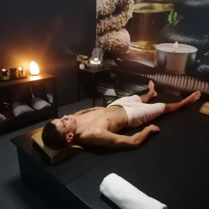 Floating i japońska sauna Ganbanyoku | Katowice | Odnova Float&Spa | Prezent | Voucher | Karta podarunkowa | Bon | Cena