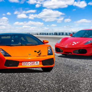 Pojedynek Ferrari F430 vs. Lamborghini | Tor Białystok | DEVIL-CARS | 1 okrążenie | Prezent | Voucher | Karta podarunkowa | Bon | Cena