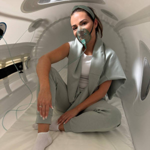Tlenoterapia w komorze hiperbarycznej | Toruń | 70 minut | Prezent | Voucher | Karta podarunkowa | Bon | Cena