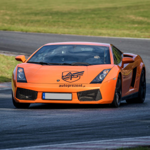 Jazda Lamborghini Gallardo - 1 okrążenie | Wiele lokalizacji | AUTOPREZENT | 1 okrążenie | Prezent | Voucher | Karta podarunkowa | Bon | Cena