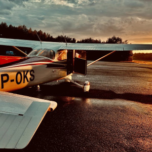 Lot widokowy Samolotem Cessna dla Dwojga | Warszawa | 30 minut | W grupie | Prezent | Voucher | Karta podarunkowa | Bon | Cena
