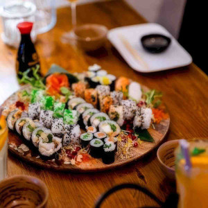 Voucher do restauracji sushi 150 PLN | Tarnowskie Góry | Akira Sushi & Ramen | 150 PLN | Prezent | Voucher | Karta podarunkowa | Bon | Cena