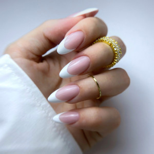 Manicure SPA | Warszawa | Błyskotka | Prezent | Voucher | Karta podarunkowa | Bon | Cena