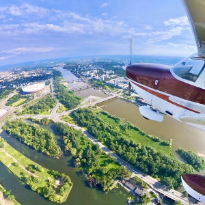 Lot widokowy Samolotem Cessna dla Dwojga | Warszawa | 1 godzina | Na wyłączność | Prezent | Voucher | Karta podarunkowa | Bon | Cena