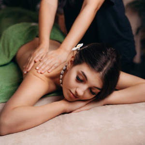 Masaż Relaksacyjny | Zgierz | Nature Spa | Prezent | Voucher | Karta podarunkowa | Bon | Cena