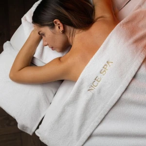 Masaż Shiatsu | Warszawa | Nice Spa | Prezent | Voucher | Karta podarunkowa | Bon | Cena