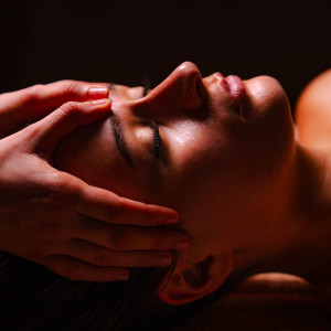 Masaż Kobido | Wrocław | Masaje SPA | z elementami kamieni gua sha | Prezent | Voucher | Karta podarunkowa | Bon | Cena