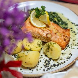 Voucher kwotowy do restauracji Wrzosowa Chata 100PLN | Bielsko-Biała | 100 | Prezent | Voucher | Karta podarunkowa | Bon | Cena