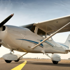 Lot samolotem Cessna | Włocławek | 15 minut | 1 osoba | Prezent | Voucher | Karta podarunkowa | Bon | Cena