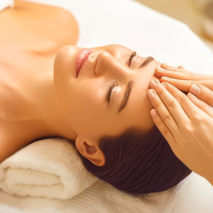 Masaż kobido | Warszawa (Józefów) | Asana SPA | 1 godzina | 1 osoba | Prezent | Voucher | Karta podarunkowa | Bon | Cena