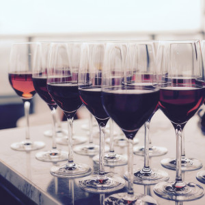 Degustacja win | Warszawa (Śródmieście) | City Wine | 1 osoba | w grupie | Prezent | Voucher | Karta podarunkowa | Bon | Cena