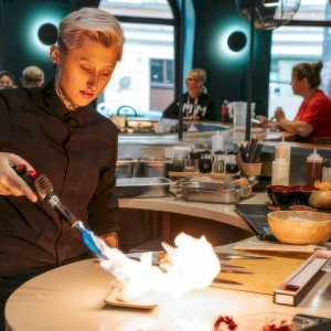 Voucher do restauracji sushi 250 PLN | Wrocław | WSHOKU Sushi & Ramen Bar | 250 PLN | Prezent | Voucher | Karta podarunkowa | Bon | Cena