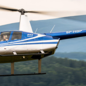 Lot helikopterem | Karkonosze | 15 minut | 1 osoba | Prezent | Voucher | Karta podarunkowa | Bon | Cena