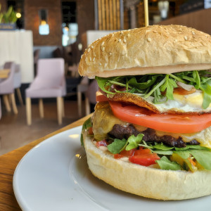Romantyczna kolacja we dwoje | Płock | Restauracja Dębowa | 2 osoby | Prezent | Voucher | Karta podarunkowa | Bon | Cena