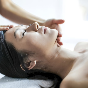 Masaż twarzy | Katowice | Atelier Massage | 1 godzina | Prezent | Voucher | Karta podarunkowa | Bon | Cena
